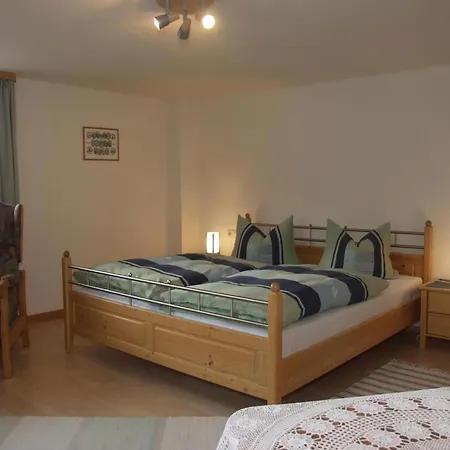 Gemuetliche In Apartment Unterammergau